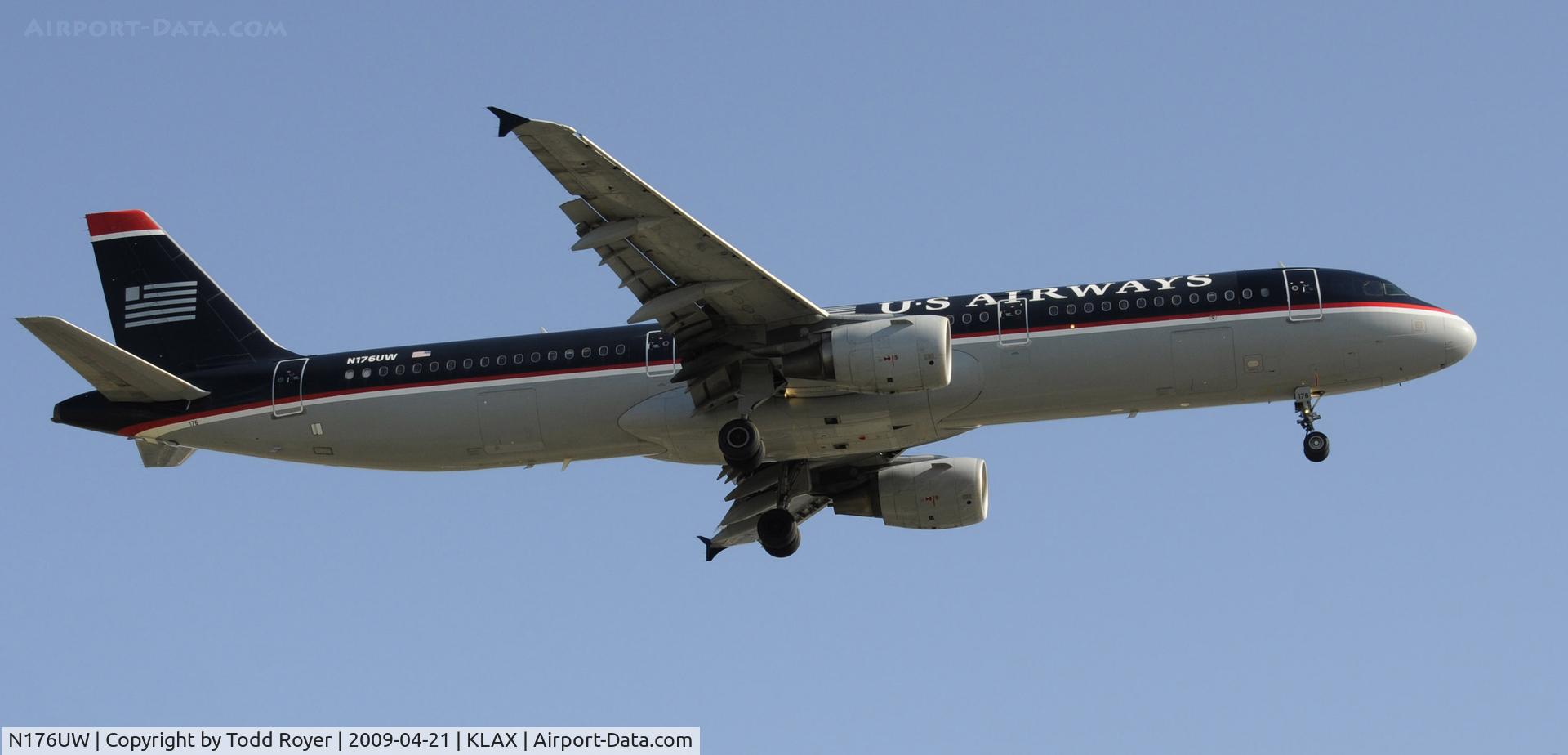 N176UW, 2001 Airbus A321-211 C/N 1499, Landing 24R at LAX