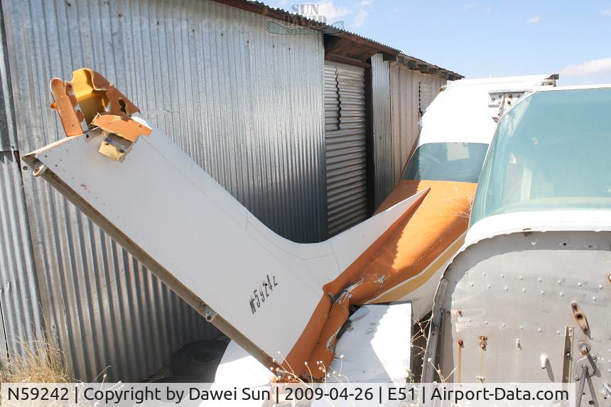 N59242, 1974 Cessna 210L Centurion C/N 21060175, E51