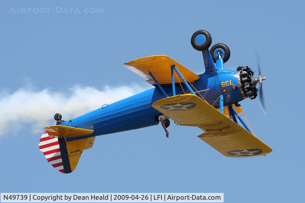 N49739, 1943 Boeing A75N1(PT17) C/N 75-4462, John Mohr in his 1943 Boeing A75N1 (PT17) Stearman N49739 waving to the crowd during an inverted flight pass at Air Power Over Hampton Roads 2009.