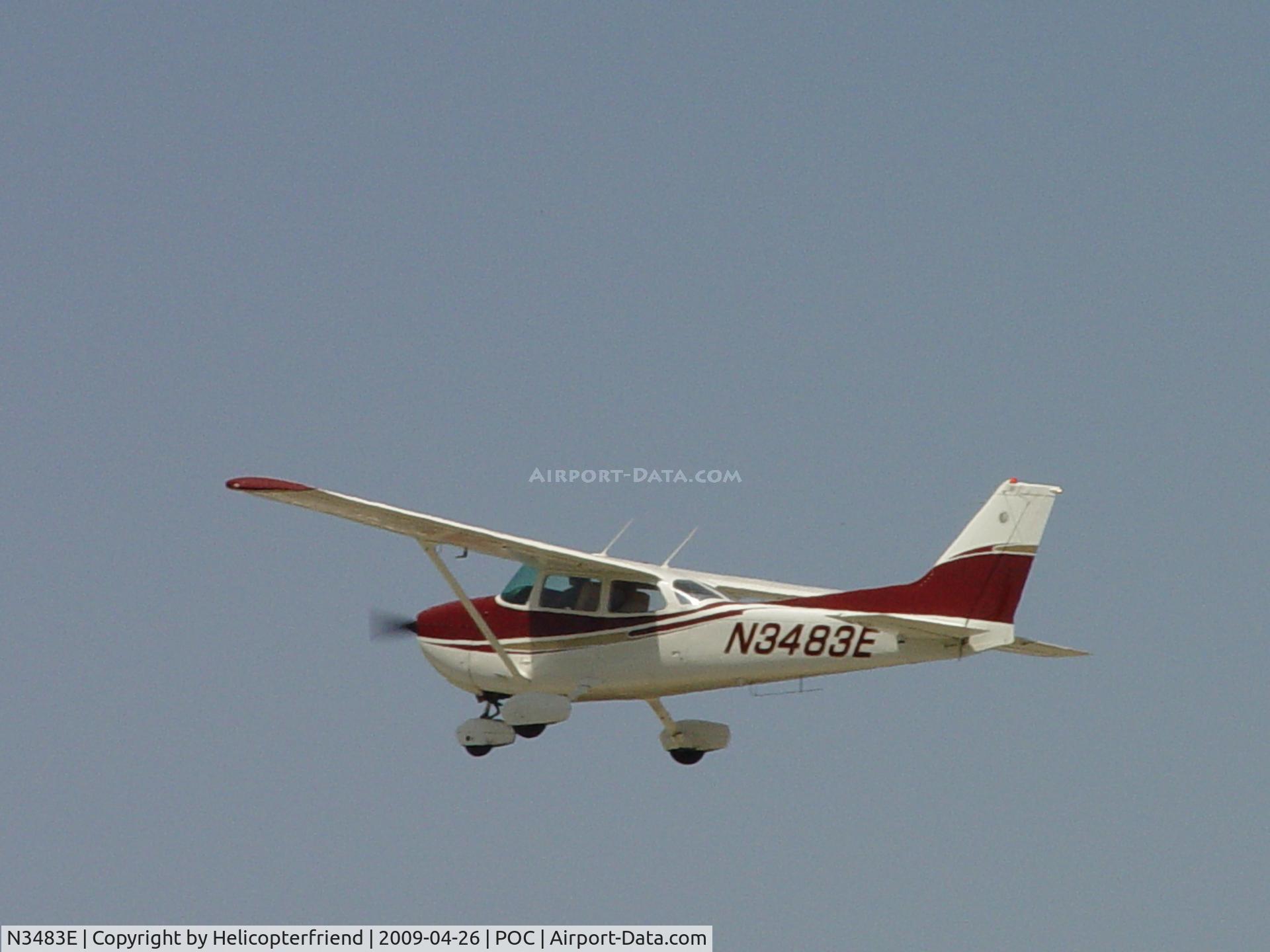 N3483E, 1978 Cessna 172N C/N 17271565, Climbing out and departing