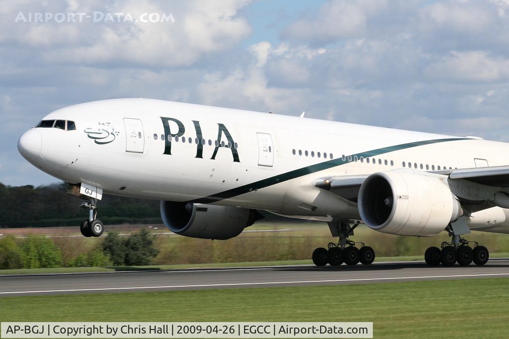 AP-BGJ, 2003 Boeing 777-240/ER C/N 33775, PIA
