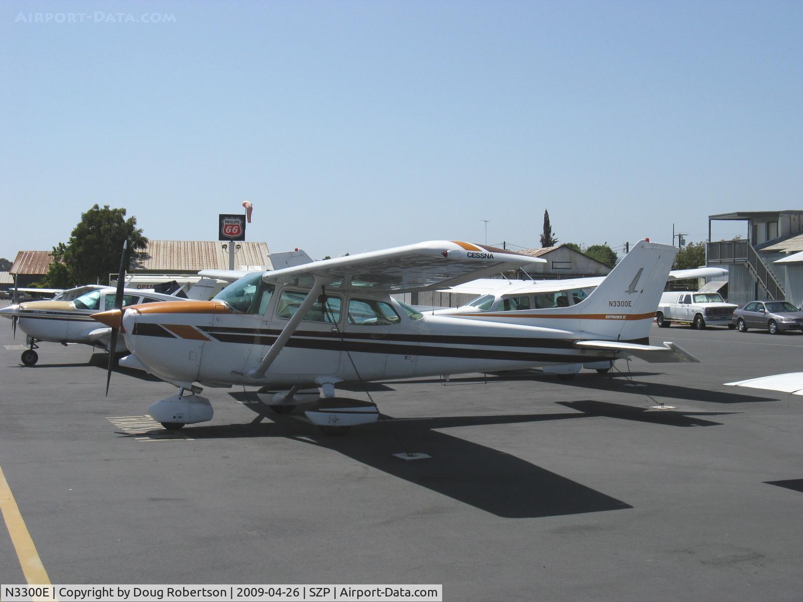 N3300E, 1978 Cessna 172N C/N 17271496, 1978 Cessna 172N SKYHAWK II, Lycoming O-320-H2AD 160 Hp