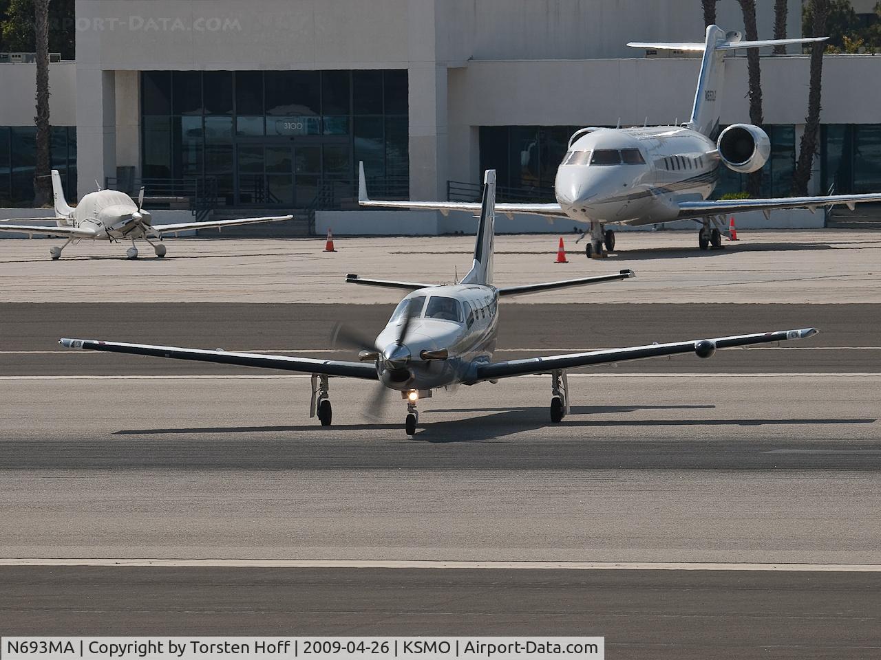 N693MA, 2004 Socata TBM-700 C/N 293, N693MA crossing the runway