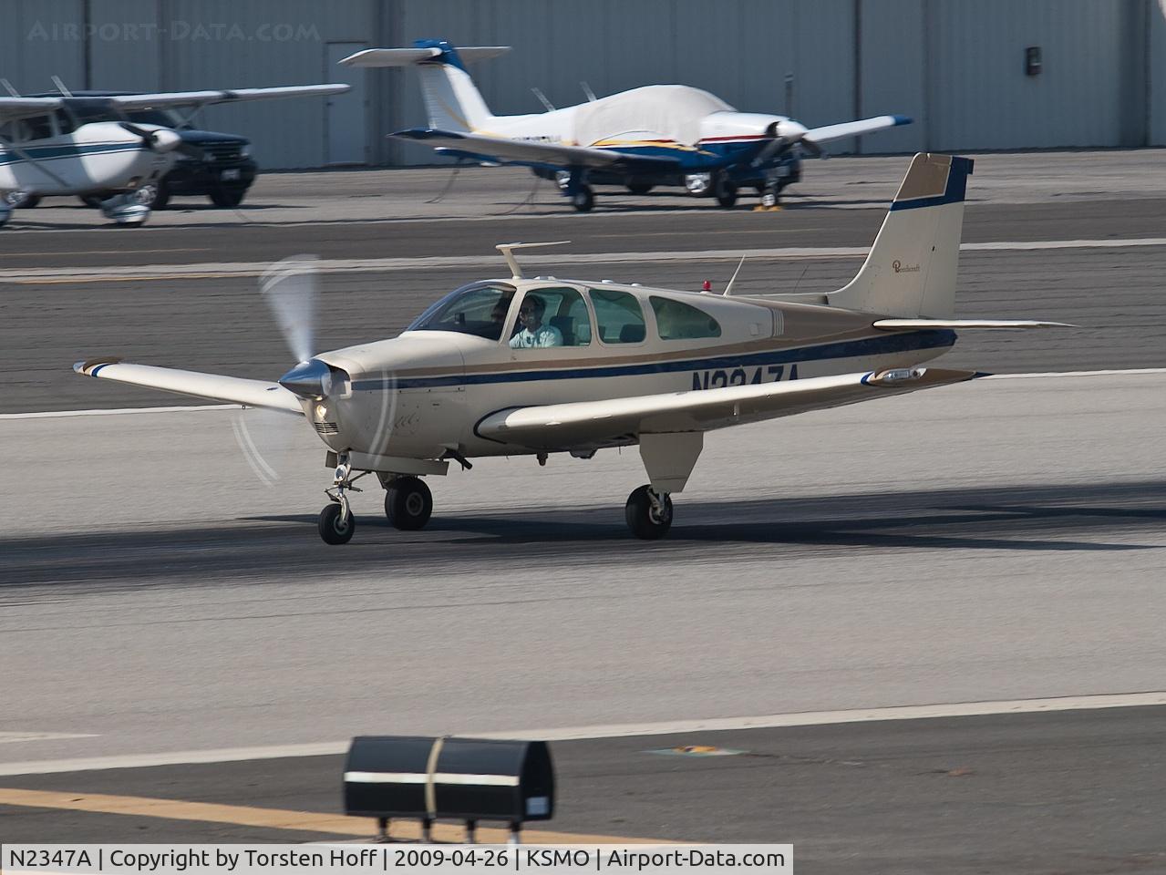 N2347A, 1969 Beech E33 Bonanza C/N CD-1229, N2347A departing from RWY 21