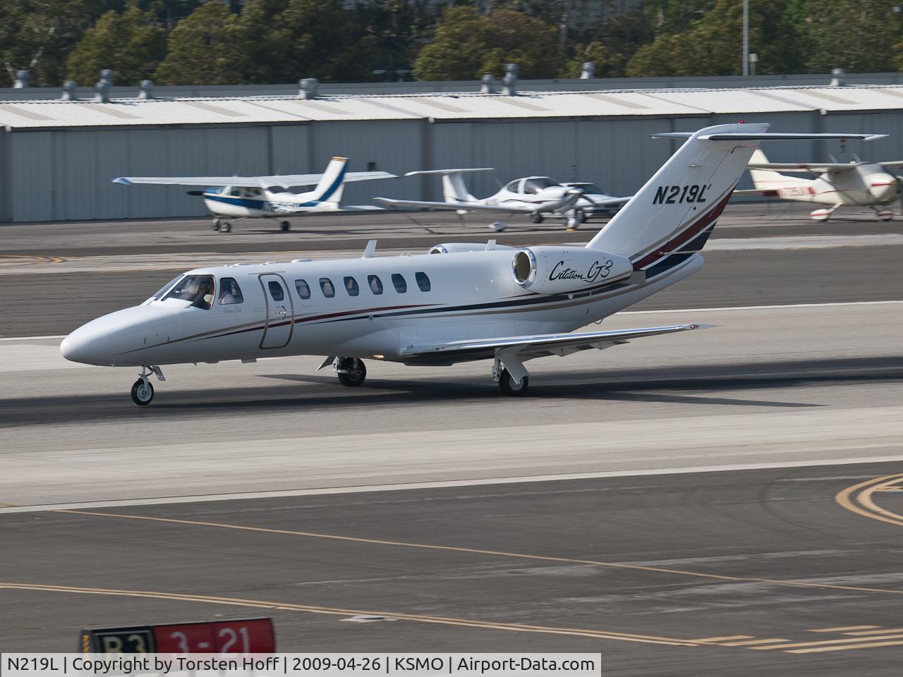 N219L, 2006 Cessna 525B CitationJet CJ3 C/N 525B-0091, N219L departing from RWY 21