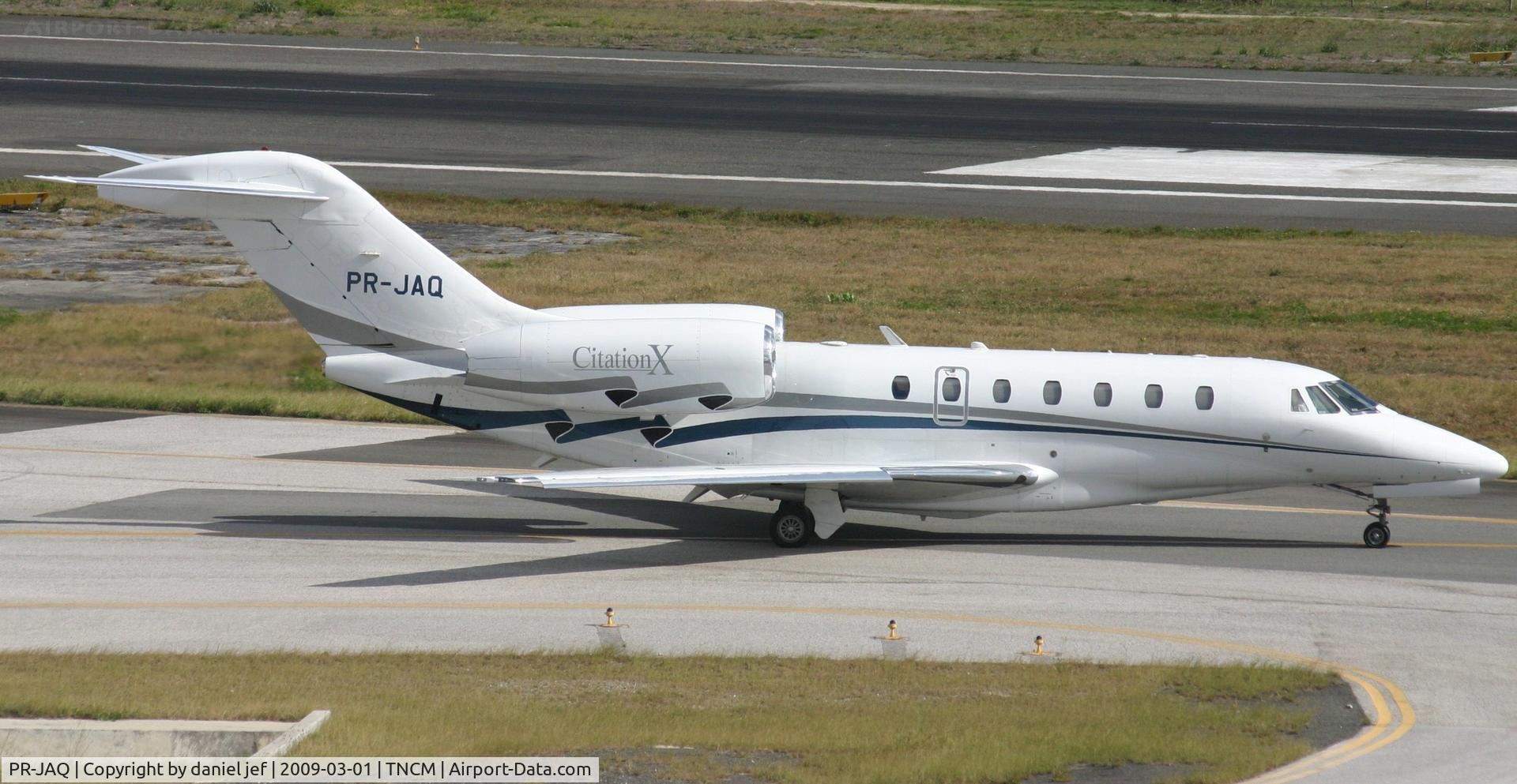 PR-JAQ, 1999 Cessna 750 Citation X Citation X C/N 750-0060, taxing runway 10