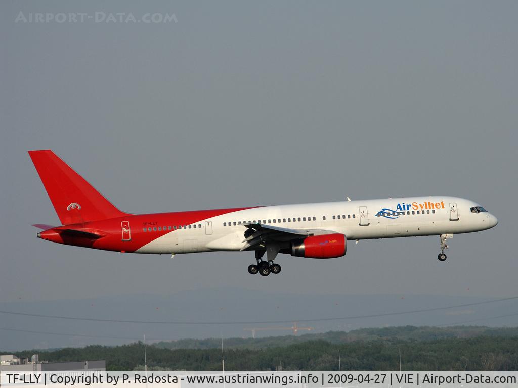 TF-LLY, 1987 Boeing 757-225 C/N 22691, Arriving to VIE with more than 24hrs delay!