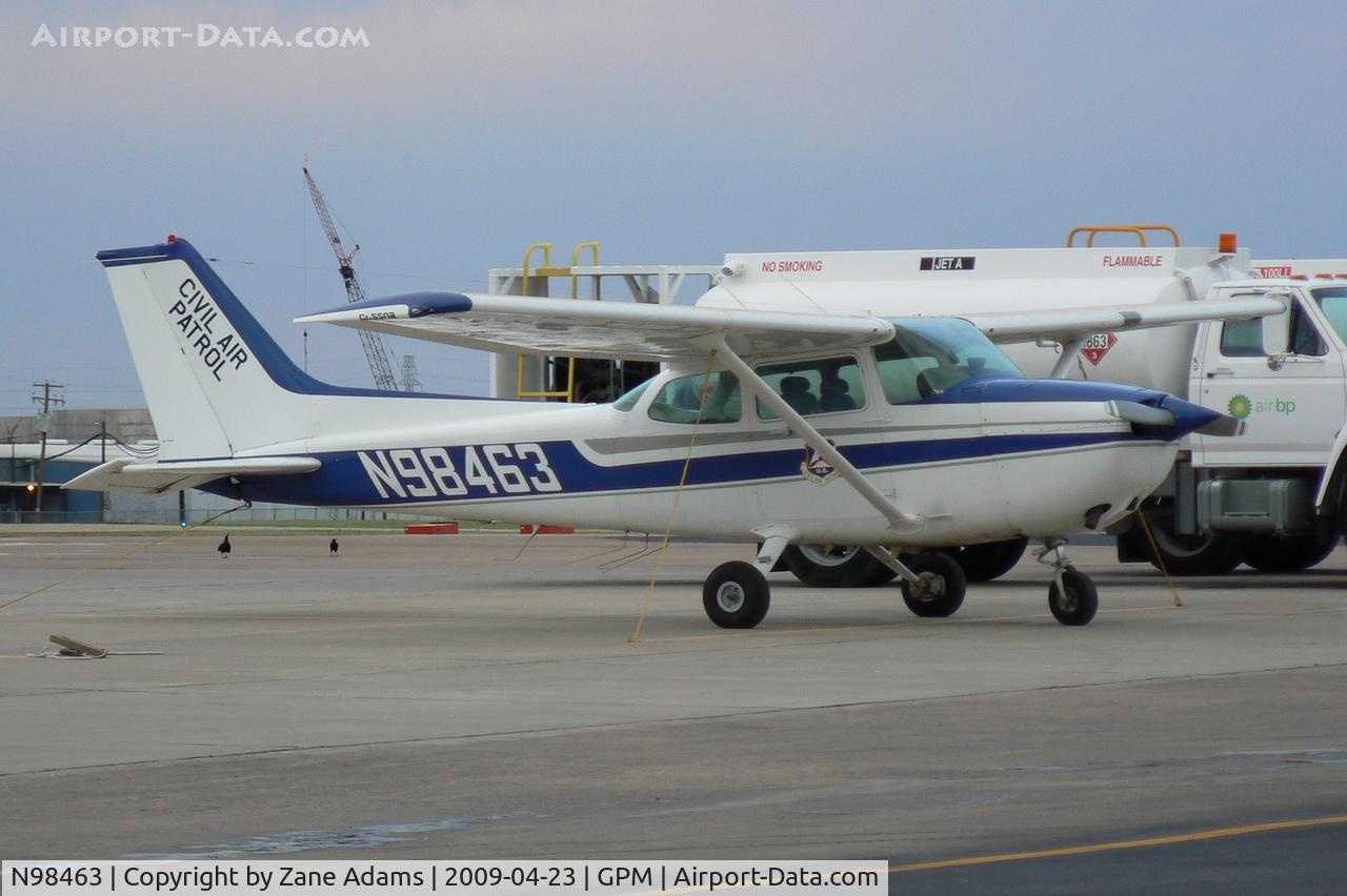 N98463, 1985 Cessna 172P C/N 17276294, At Grand Prairie Municipal