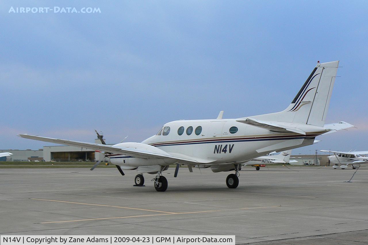 N14V, 1968 Beech B90 C/N LJ-411, At Grand Prairie Municipal