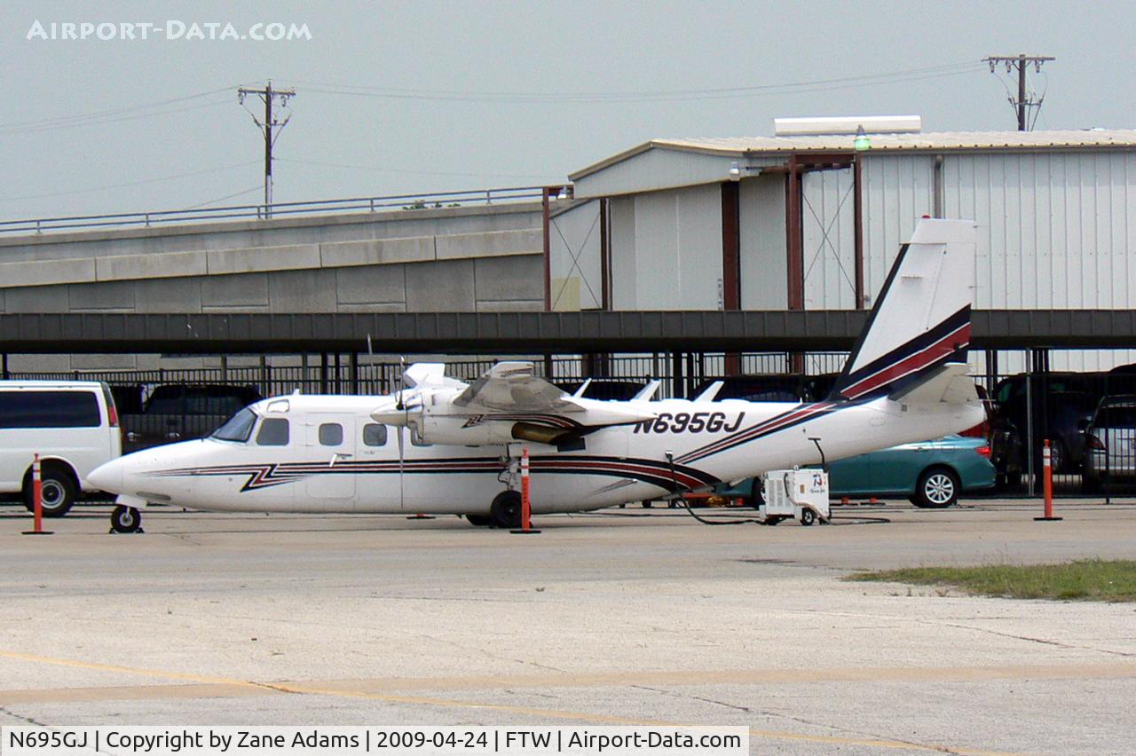 N695GJ, 1981 Gulfstream Am Corp Comm Div 695A C/N 96011, At Meacham Field