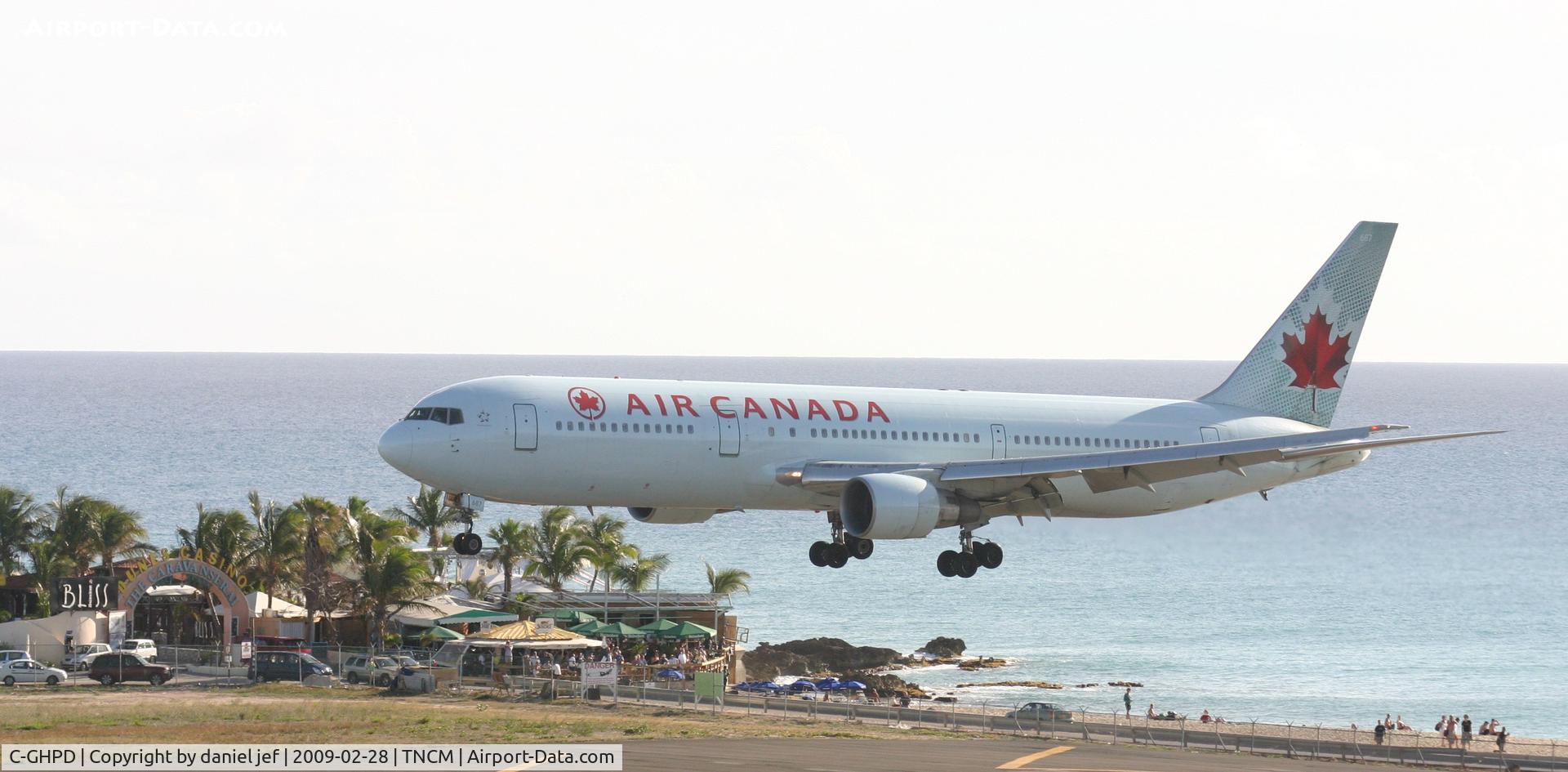 C-GHPD, 1991 Boeing 767-3Y0 C/N 24999, Landing 10