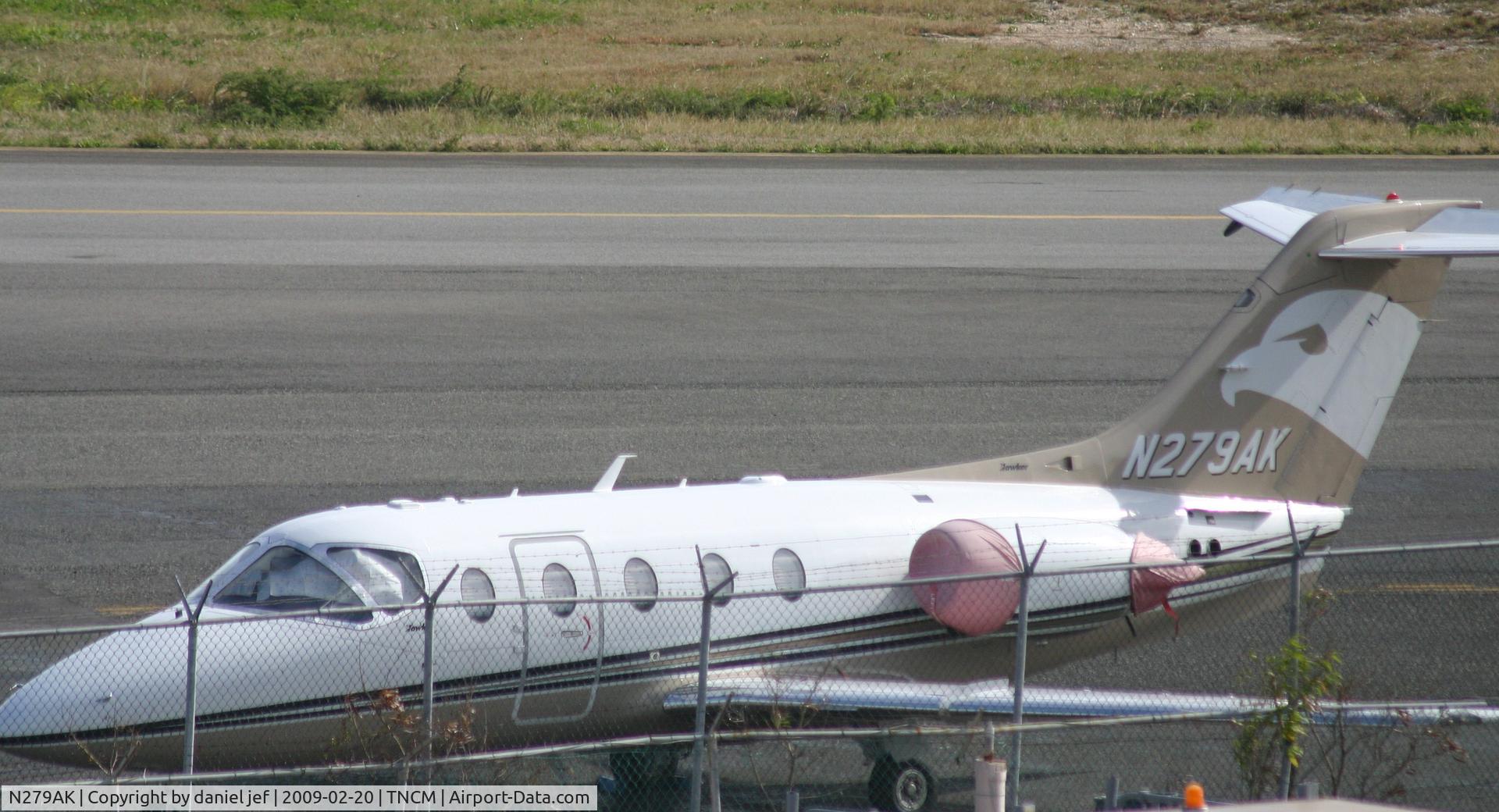 N279AK, Raytheon Aircraft Company 400A C/N RK-419, park at the cargo ramp