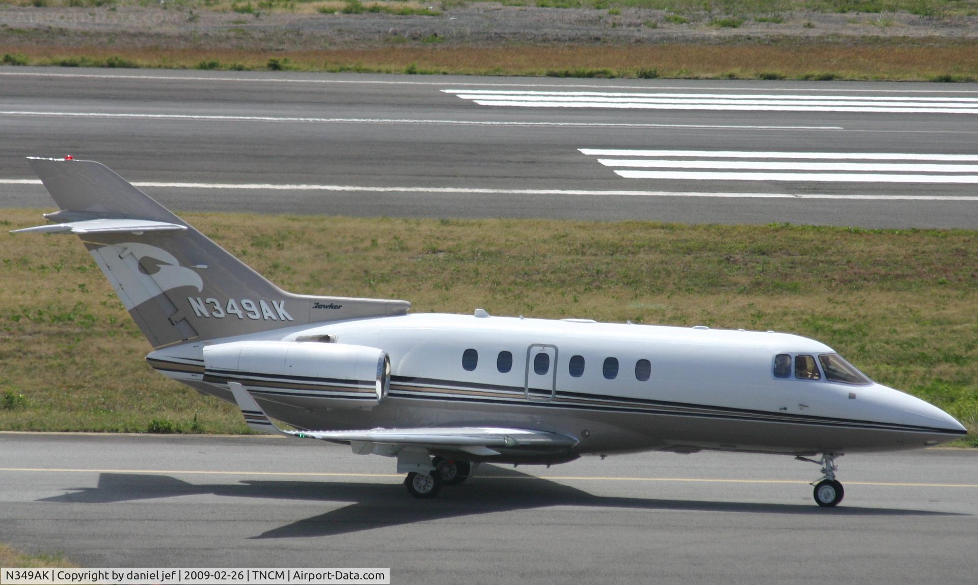 N349AK, 2007 Hawker Beechcraft Hawker 850XP C/N 258876, taxing runway 10