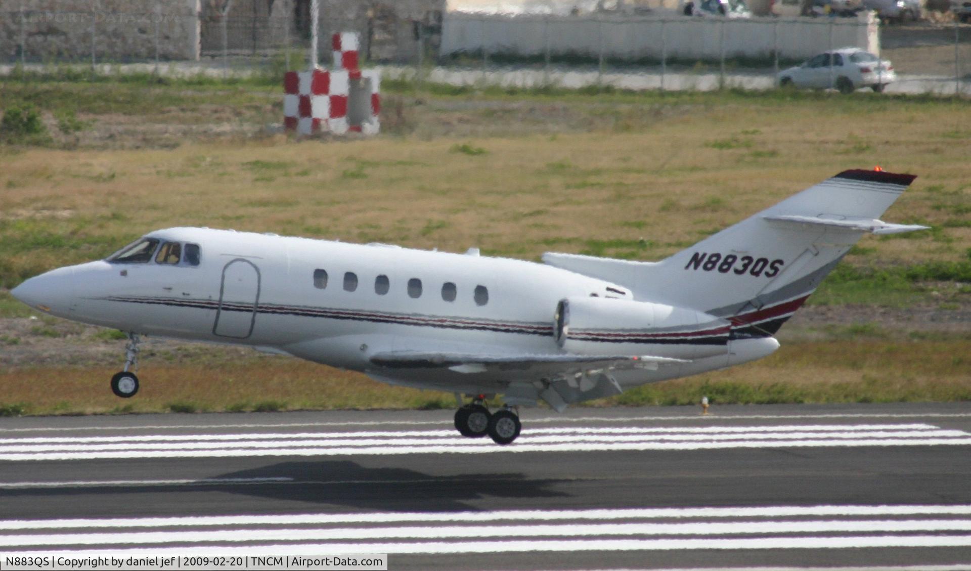N883QS, 2006 Raytheon Hawker 800XP C/N 258773, Landing 10