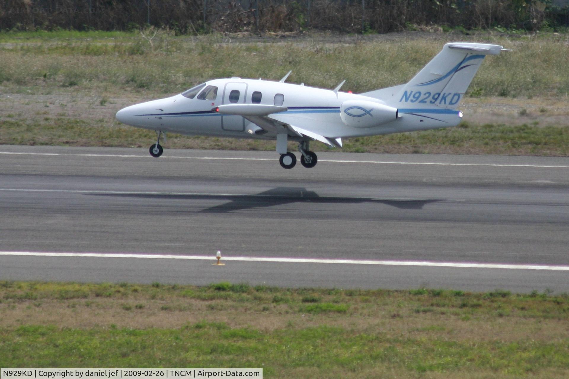 N929KD, 2008 Eclipse Aviation Corp EA500 C/N 000240, Landing 10