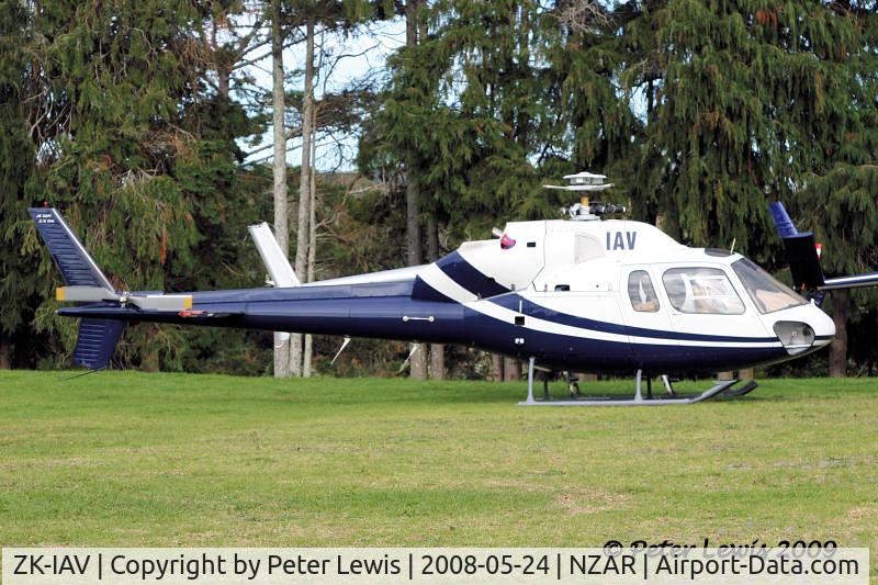ZK-IAV, Aerospatiale AS-355F-1 Ecureuil 2 C/N 5041, Oceania Aviation Ltd., Ardmore