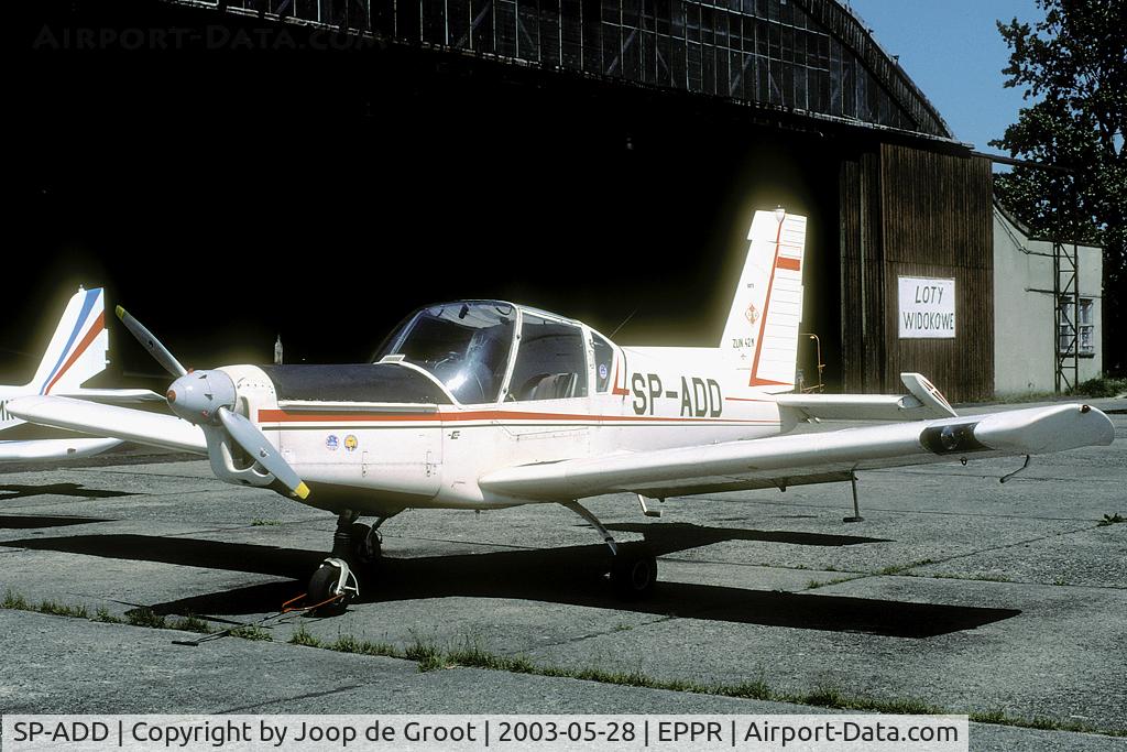 SP-ADD, Zlin Z-42M C/N 0073, On the cicil side op the air base