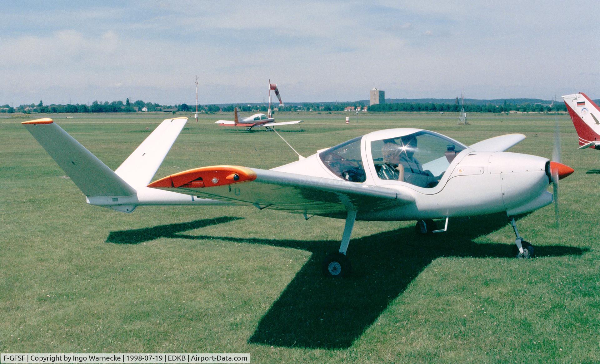 F-GFSF, Robin ATL C/N 86, Robin ATL at Bonn-Hangelar airfield