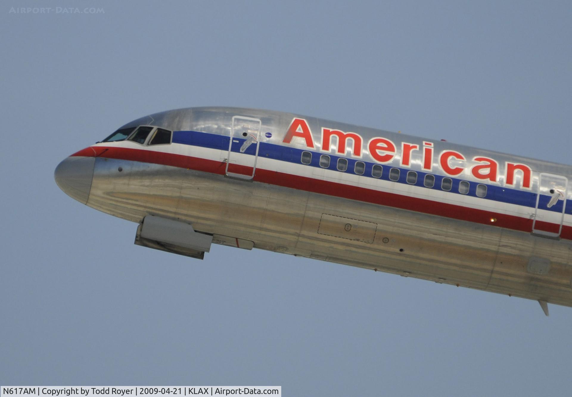 N617AM, 1989 Boeing 757-223 C/N 24525, Departing LAX on 25R