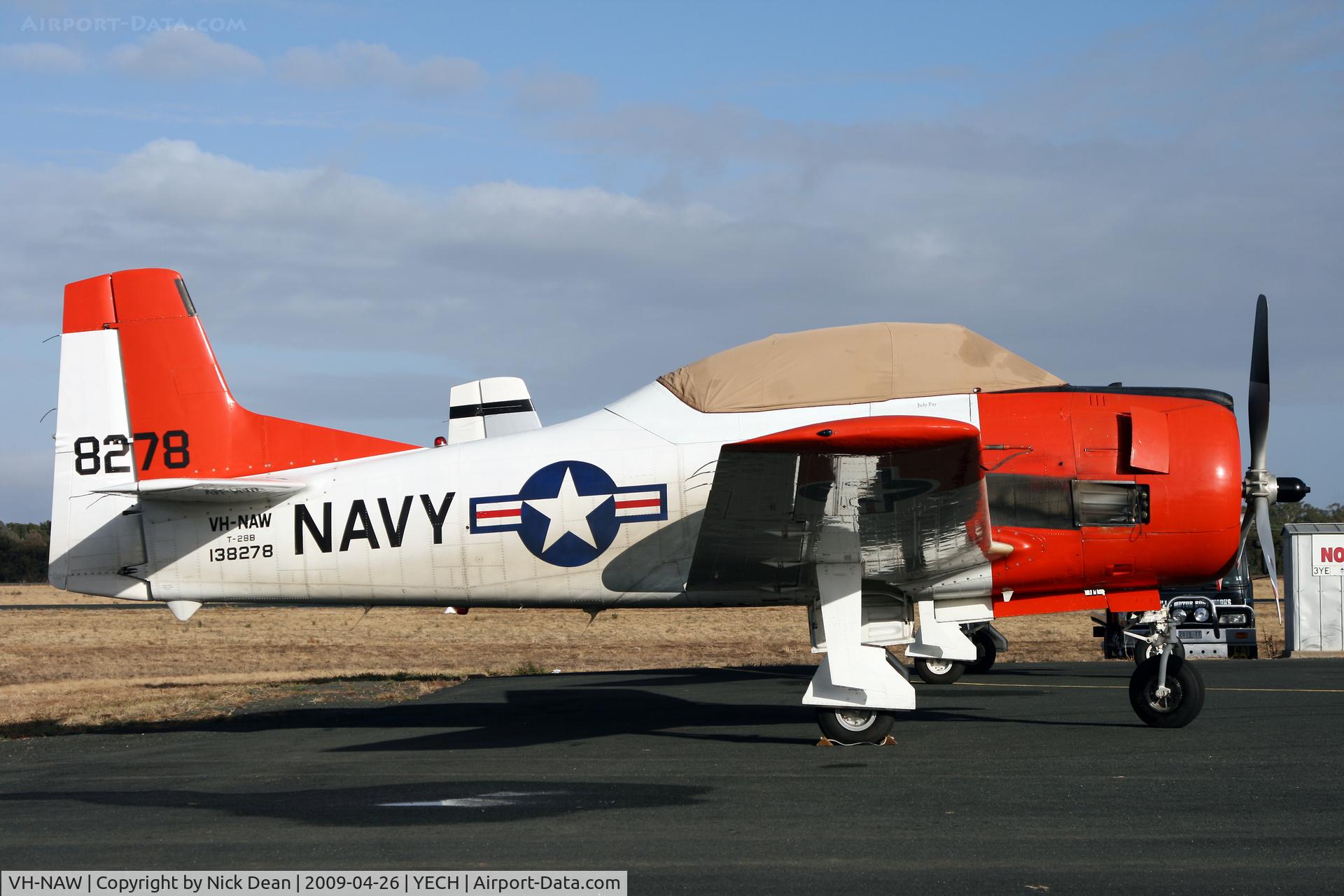 VH-NAW, 1962 North American T-28B Trojan C/N 200-349, YECH