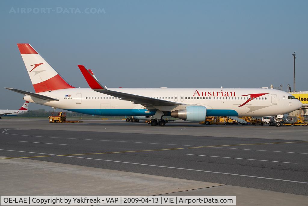 OE-LAE, 2000 Boeing 767-3Z9/ER C/N 30383, Austrian Airlines Boeing 767-300