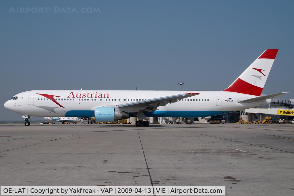 OE-LAT, 1991 Boeing 767-31A C/N 25273, Austrian Airlines Boeing 767-300