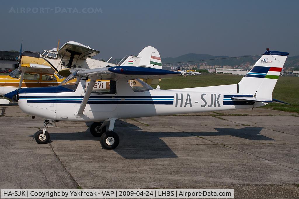 HA-SJK, 1981 Cessna 152 C/N 15284860, Cessna 152