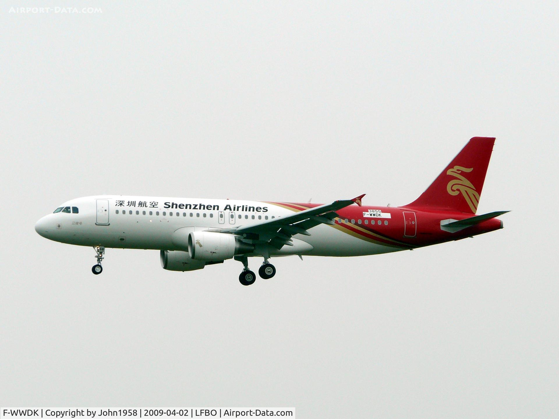 F-WWDK, 2009 Airbus A320-214 C/N 3855, A320, msn 3855, to be B-6566, Shenzen Airlines, about to land at TLS