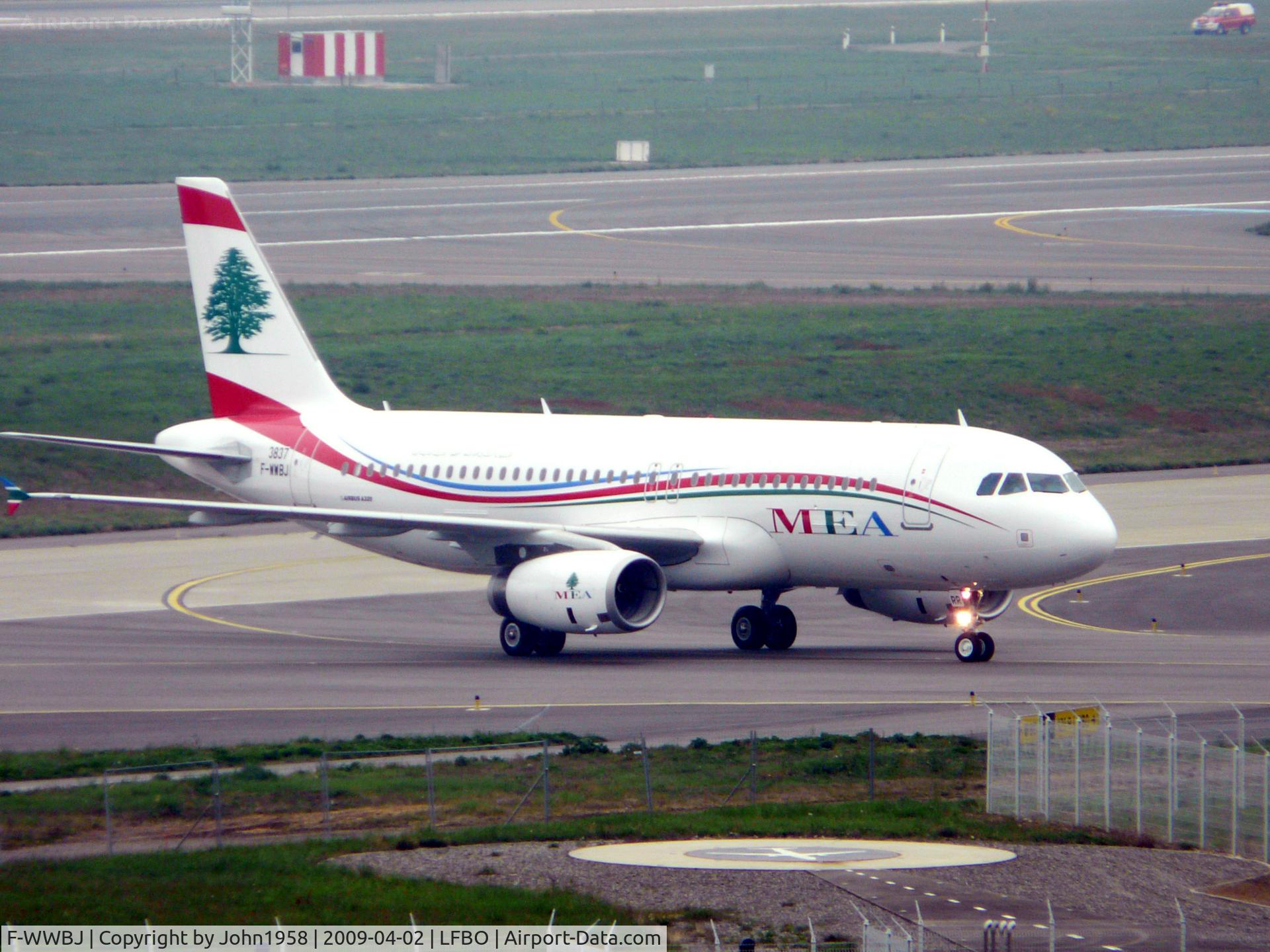 F-WWBJ, 2009 Airbus A320-232 C/N 3837, A320, msn 3837, to become OD-MRR of MEA, taxying at TLS