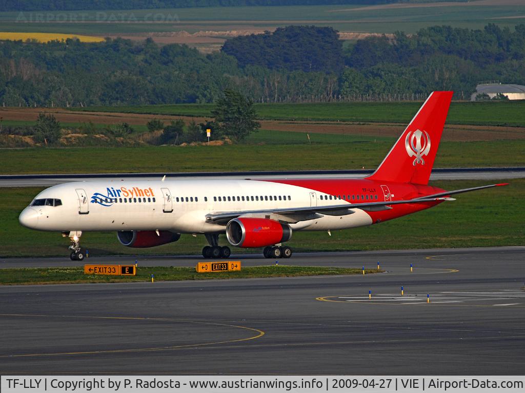 TF-LLY, 1987 Boeing 757-225 C/N 22691, Arriving to VIE with more than 24hrs delay!