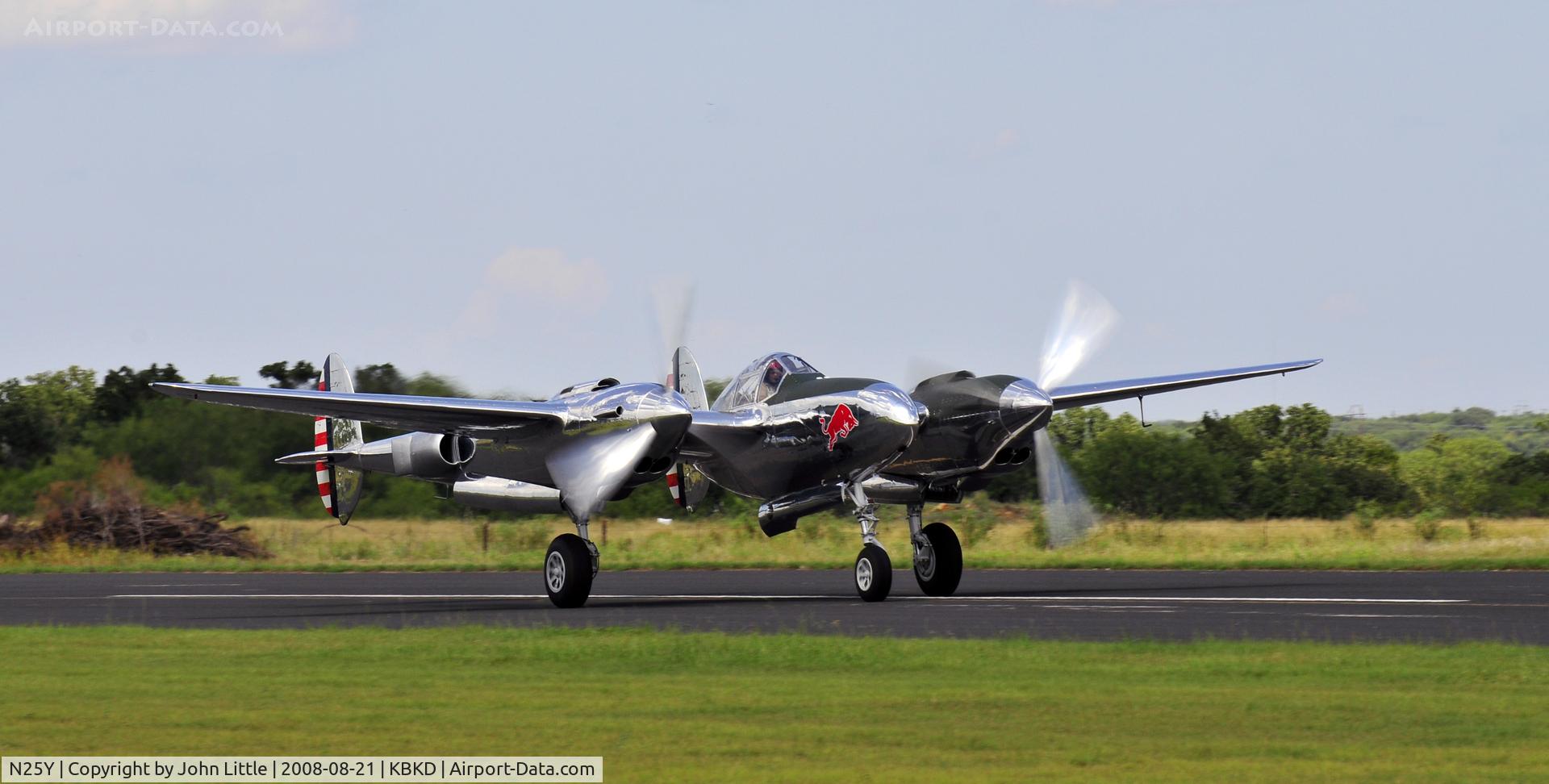 N25Y, 1944 Lockheed P-38L-5LO Lightning C/N AF44-53254, P-38 taking off for a flight over Dallas/Ft. Worth