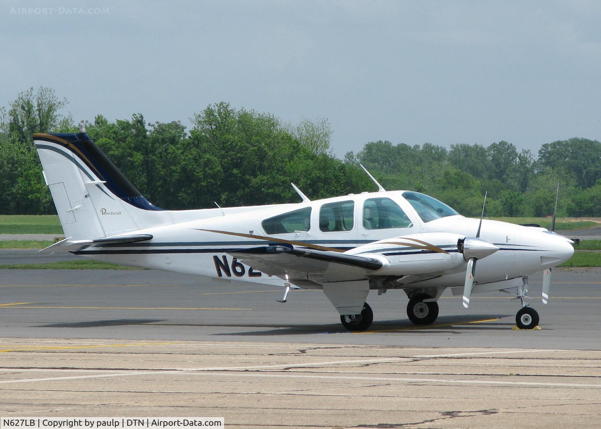 N627LB, 1980 Beech 95-B55 (T42A) Baron C/N TC-2303, Parked at Downtown Shreveport.