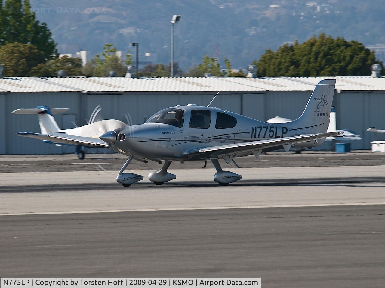 N775LP, 2008 Cirrus SR22 C/N 3283, N775LP departing from RWY 21