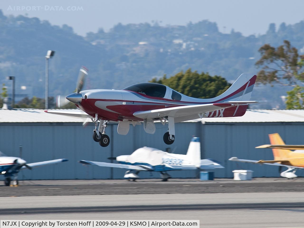 N7JX, 2003 Lancair Legacy C/N L2K-187, N7JX arriving on RWY 21