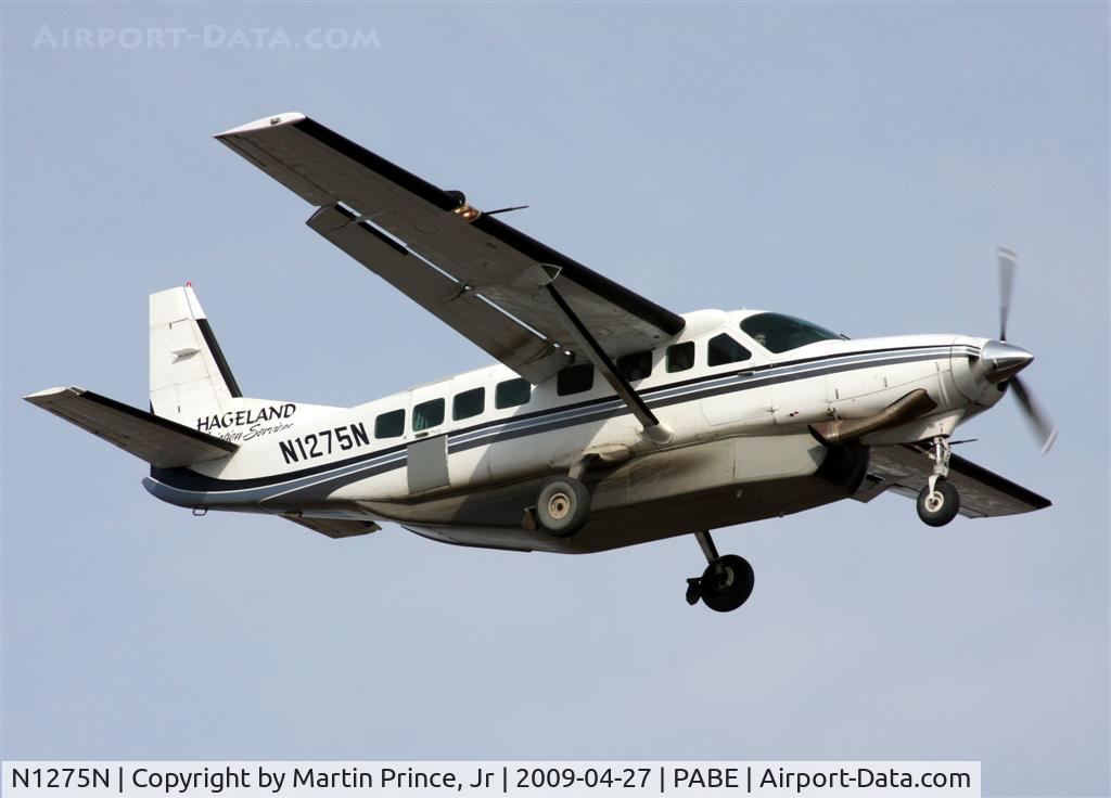 N1275N, 1999 Cessna 208B Grand Caravan C/N 208B0756, Hageland Aviation landing runway 18