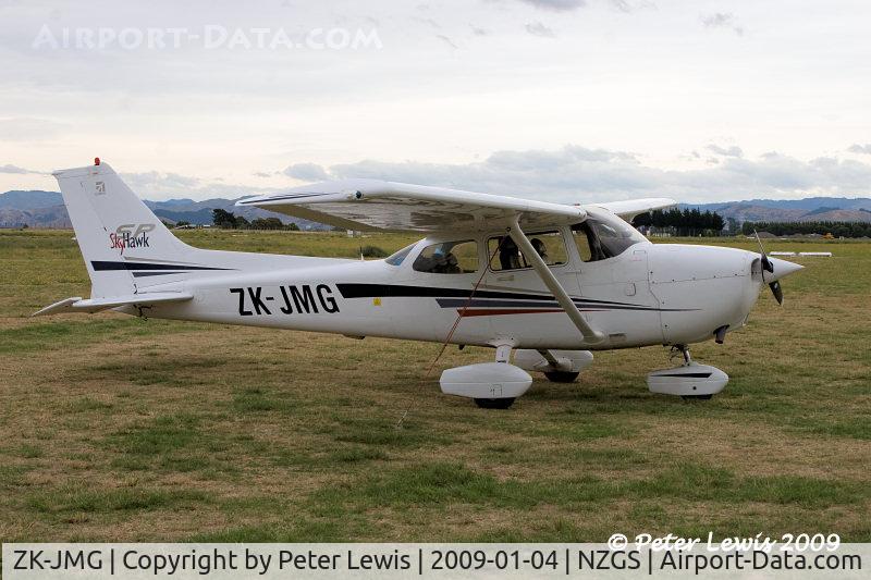 ZK-JMG, 2001 Cessna 172S C/N 172S8825, CTC Aviation Training (NZ) Ltd., Hamilton