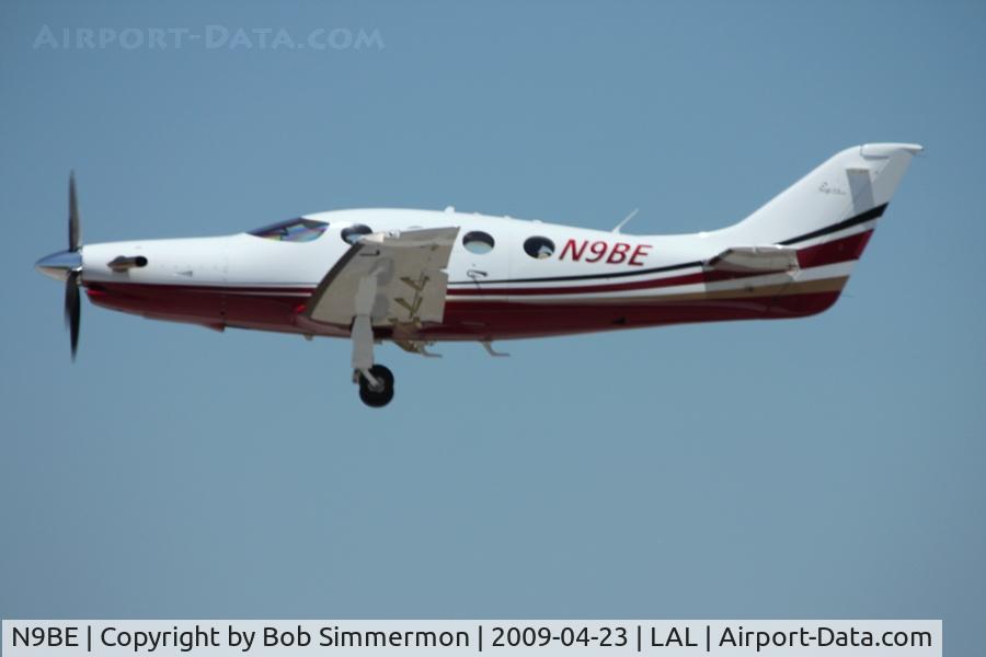 N9BE, 2007 AIR Epic LT C/N 109, Departing Sun N Fun 2009 - Lakeland, Florida