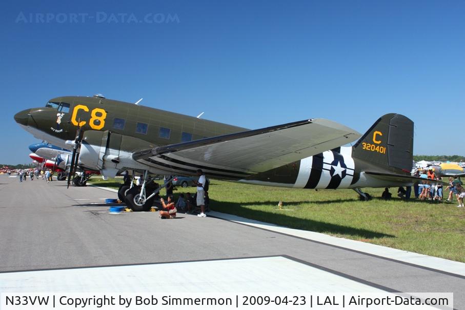 N33VW, 1943 Douglas DC3C-S1C3G (C-47A) C/N 20401, Sun N Fun 2009 - Lakeland, Florida