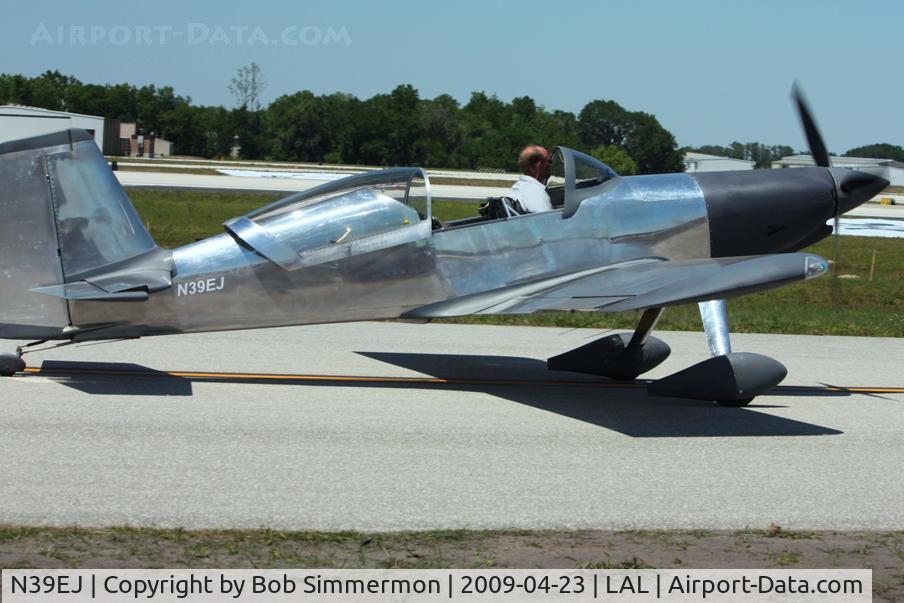 N39EJ, 2006 Team Rocket F-1 Rocket C/N 039, Arriving at Sun N Fun '09 - Lakeland, Florida