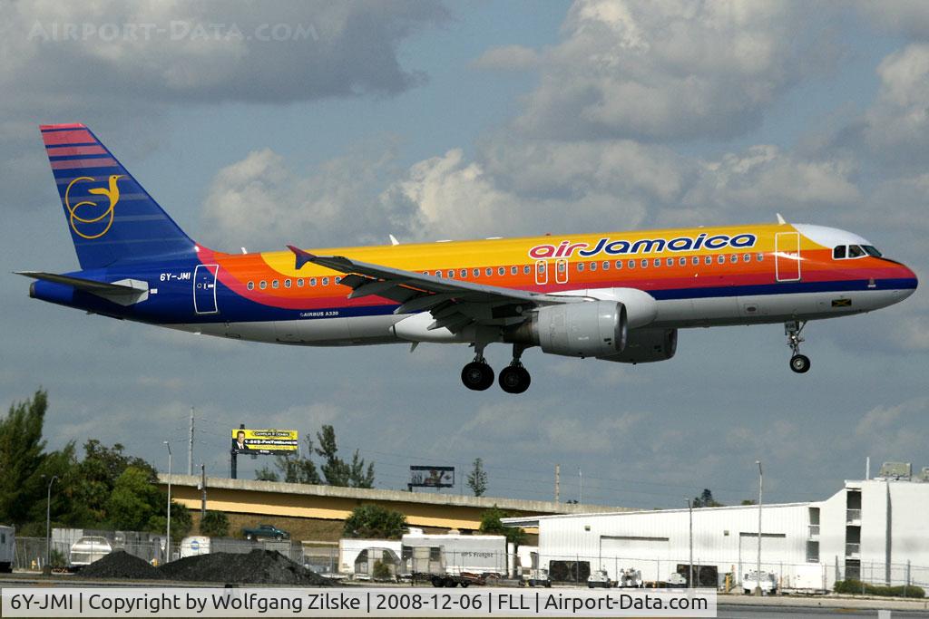6Y-JMI, 2002 Airbus A320-214 C/N 1747, visitor
