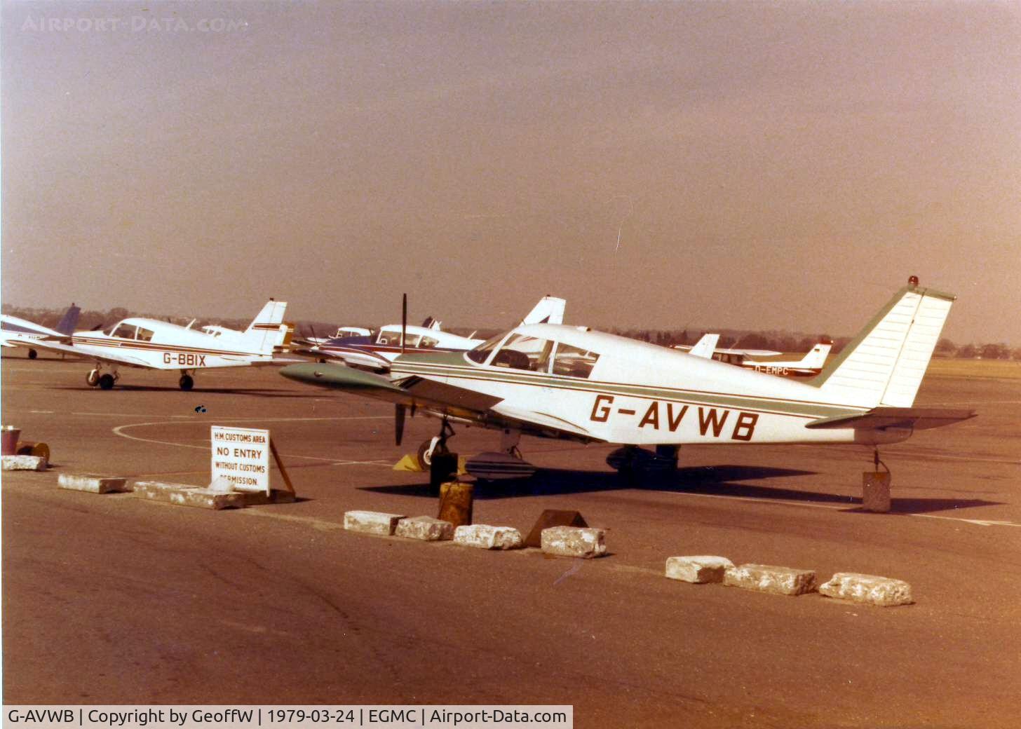 G-AVWB, 1967 Piper PA-28-140 Cherokee C/N 28-23680, Visiing PA-28 Cherokee 140 Southend 1979