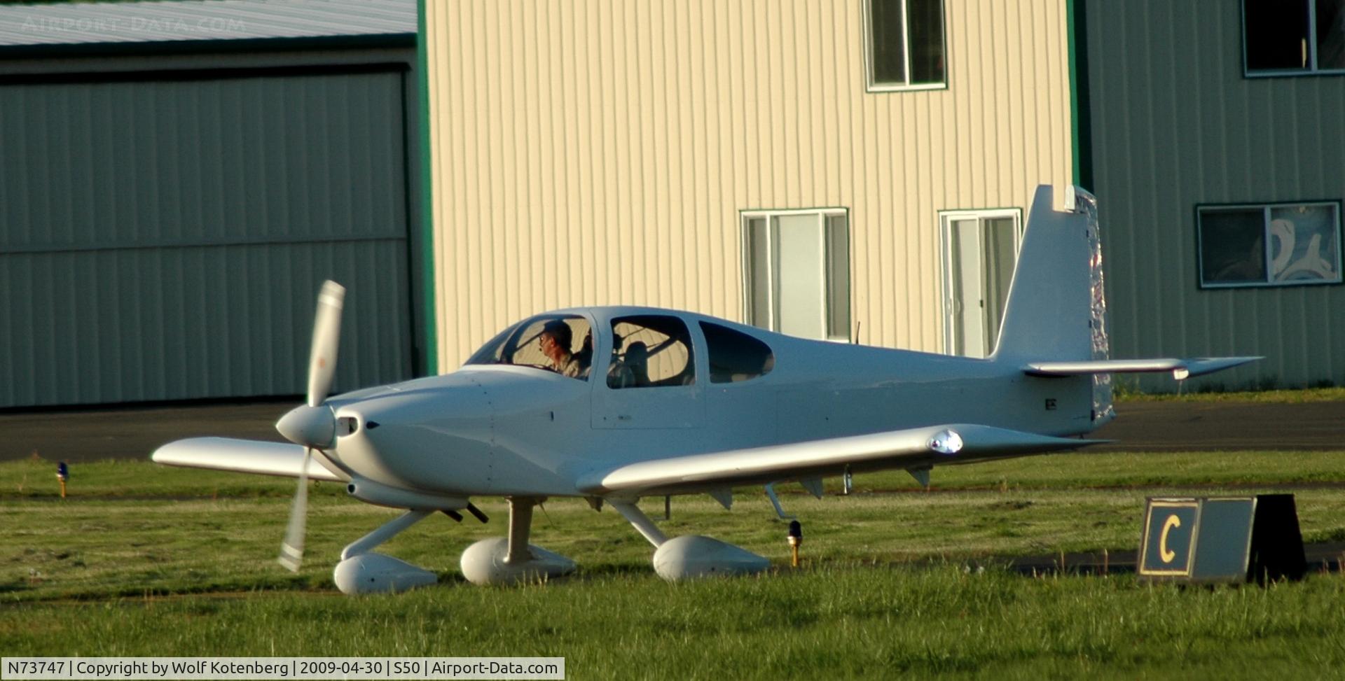 N73747, Vans RV-10 C/N 40716, taking the active at Auburn