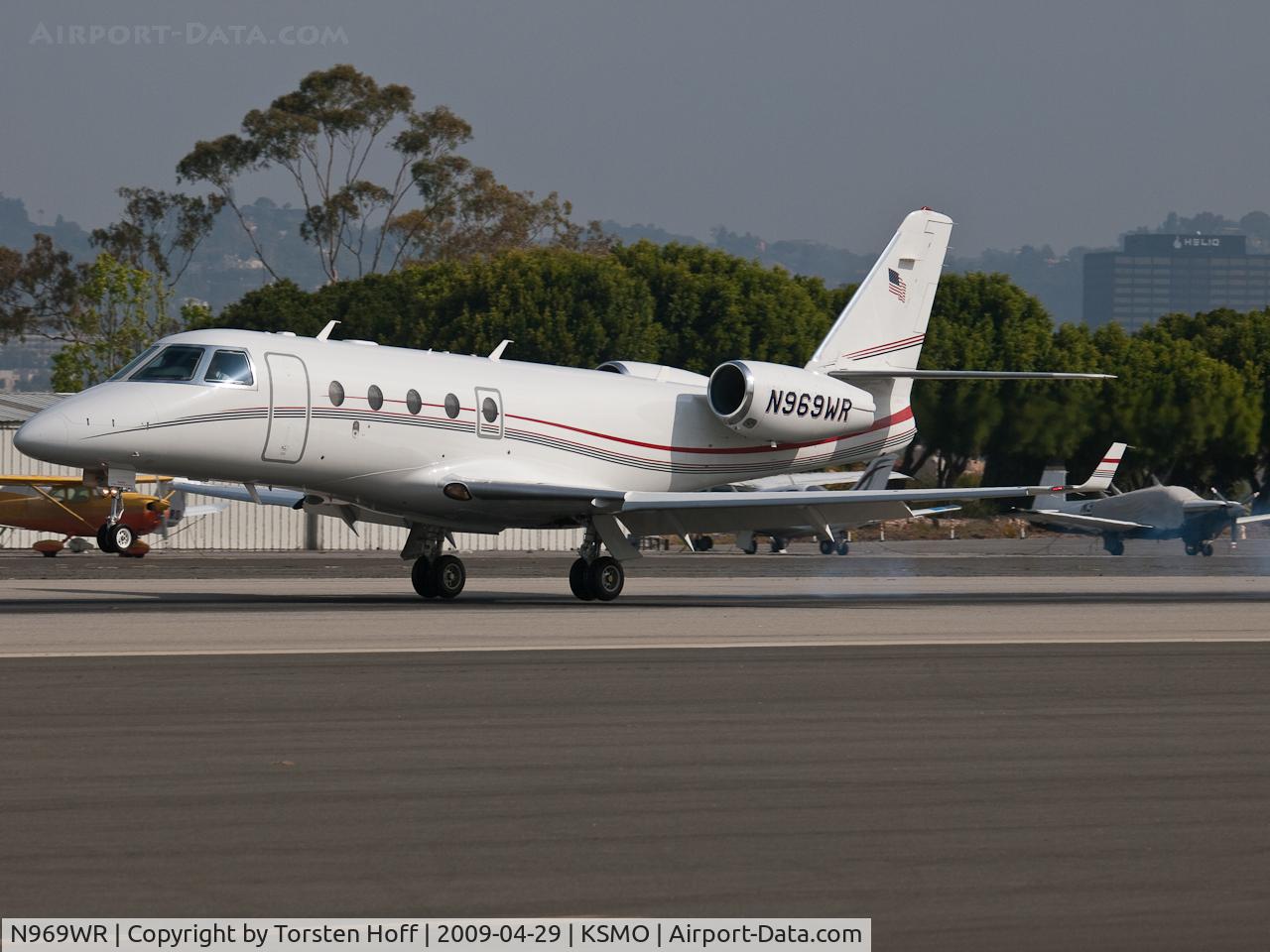 N969WR, 2007 Israel Aircraft Industries Gulfstream G150 C/N 218, N969WR arriving on RWY 21