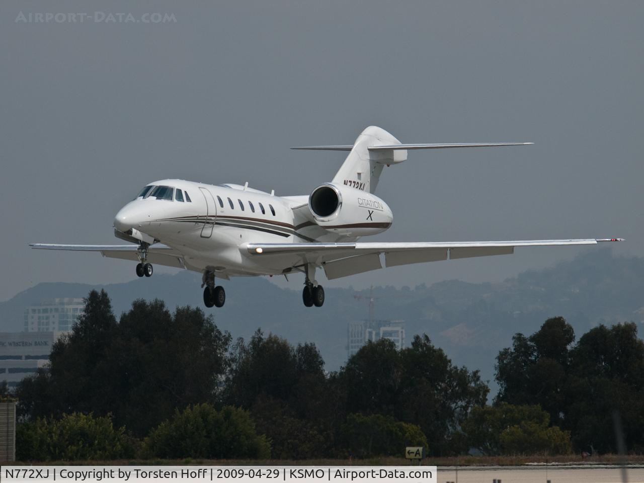 N772XJ, 2007 Cessna 750 Citation X Citation X C/N 750-0272, N772XJ arriving on RWY 21