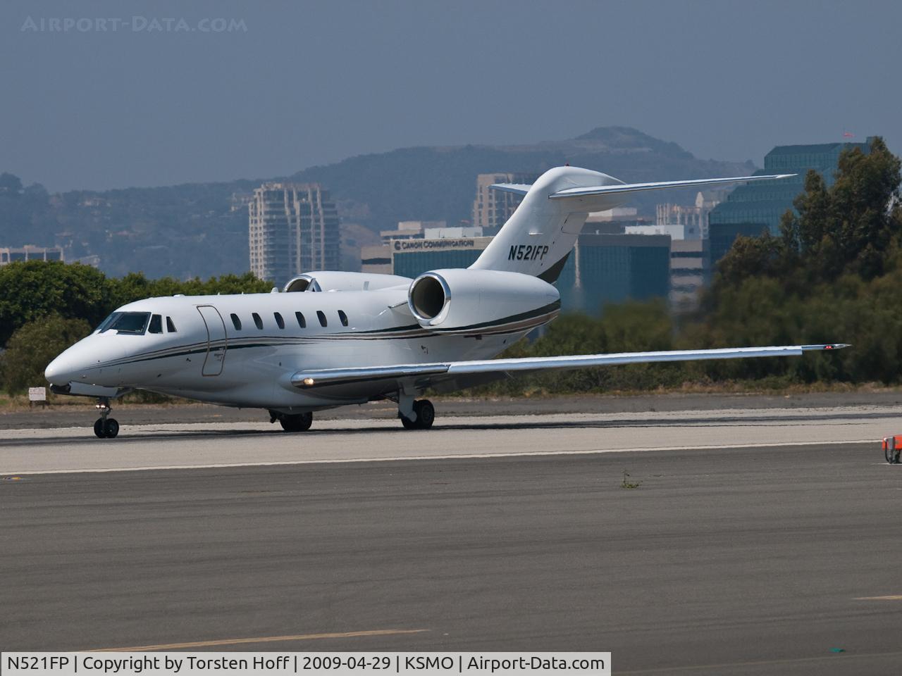 N521FP, 1997 Cessna 750 Citation X C/N 750-0016, N521FP departing from RWY 21