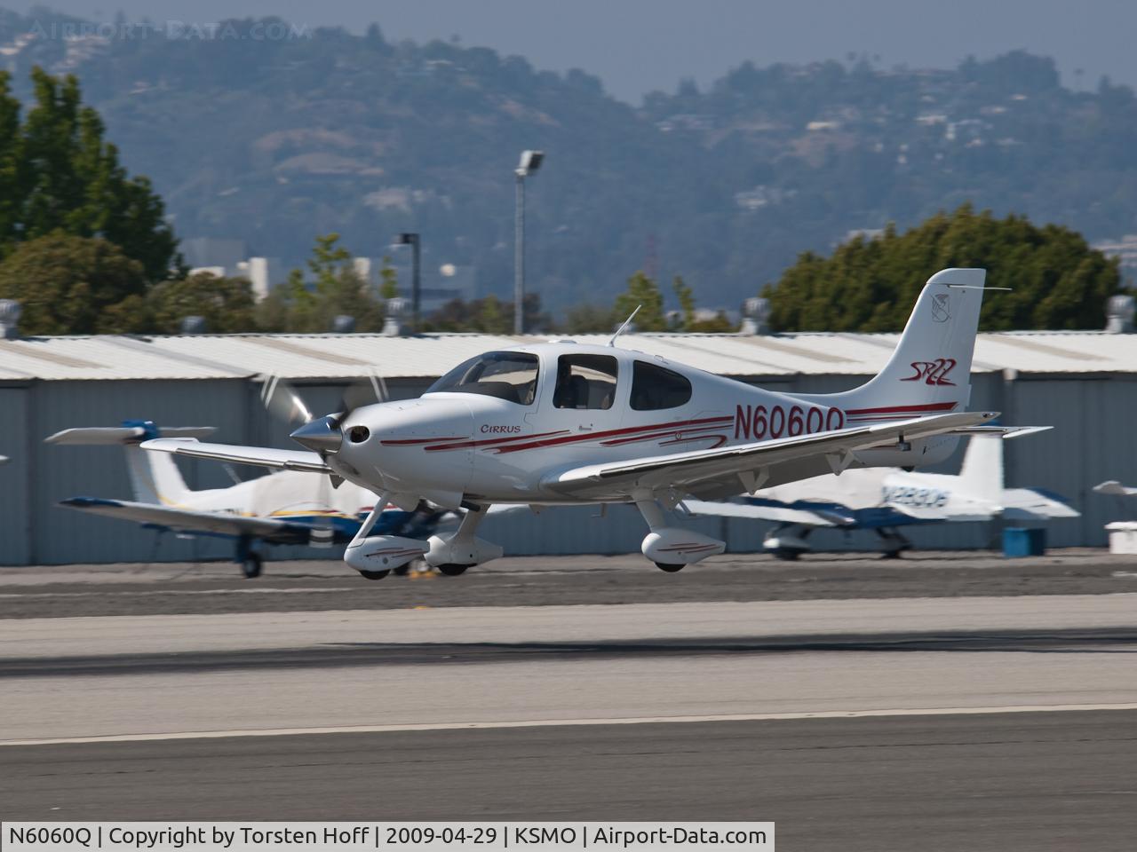 N6060Q, 2003 Cirrus SR22 C/N 0623, N6060Q arriving on RWY 21