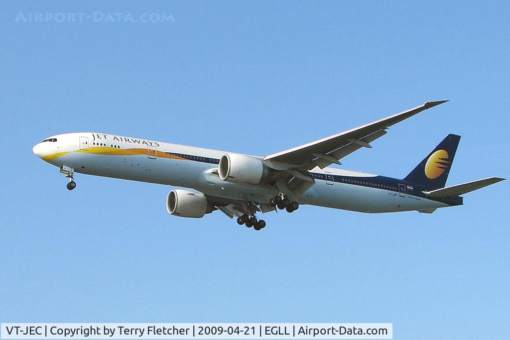 VT-JEC, 2007 Boeing 777-35R/ER C/N 35159, Jet Airways B777 on approach to London Heathrow