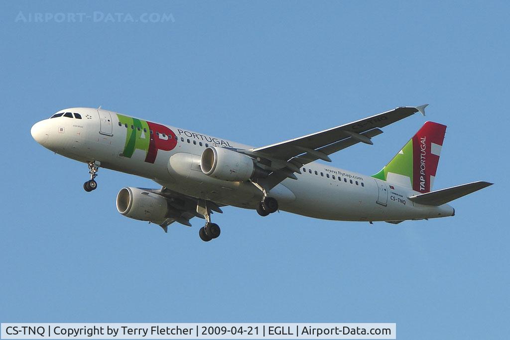 CS-TNQ, 2009 Airbus A320-214 C/N 3769, New TAP A320 on approach to London Heathrow