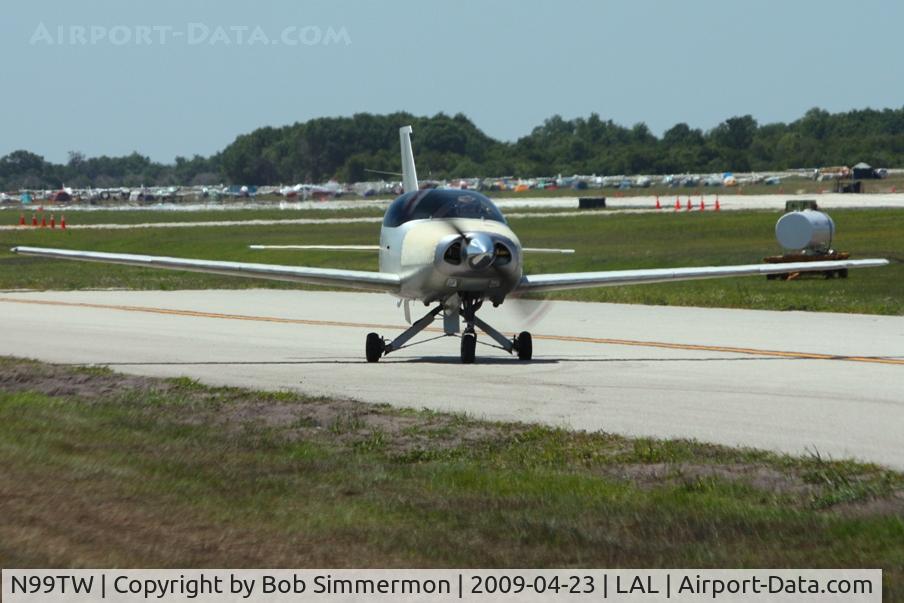 N99TW, Questair Venture C/N V110PN, Sun N Fun 2009 - Lakeland, Florida