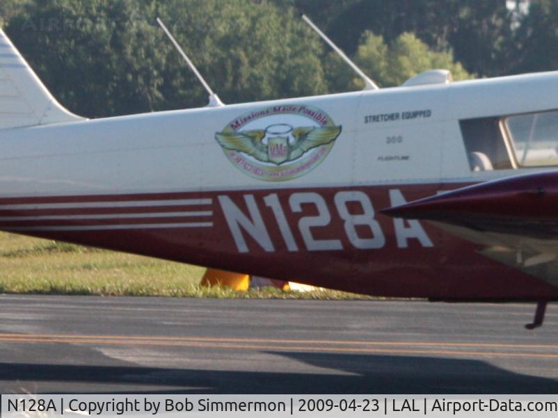 N128A, 1967 Piper PA-32-300 Cherokee Six C/N 32-40354, Sun N Fun 2009 - Lakeland, Florida